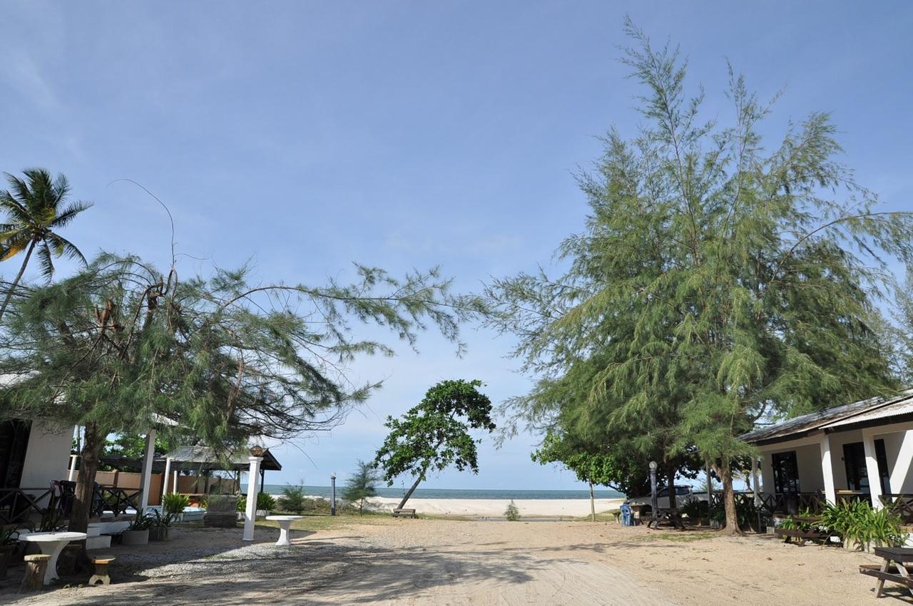 Bayu Melawi Chalet Hotel Bachok Esterno foto