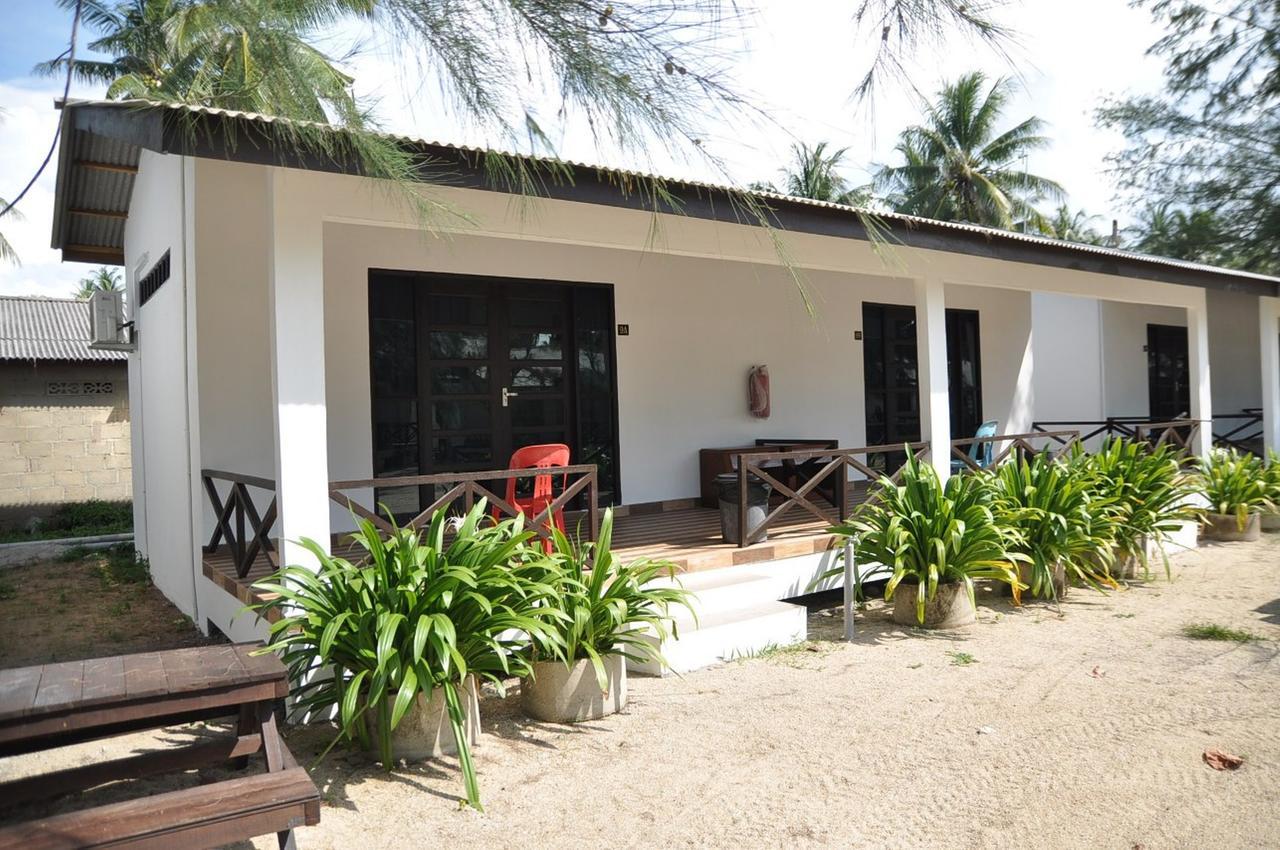 Bayu Melawi Chalet Hotel Bachok Esterno foto